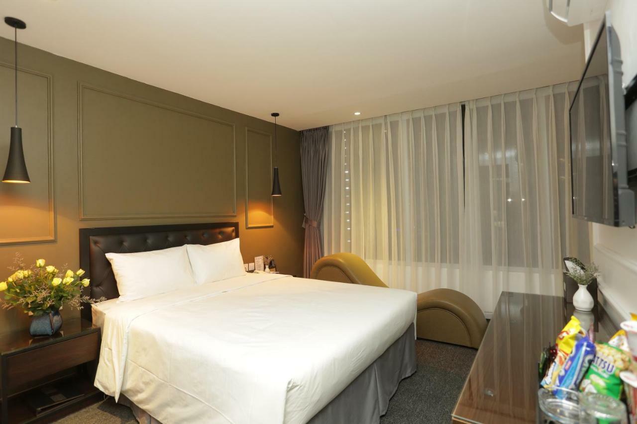 Adeline Hotel Hanoi Esterno foto