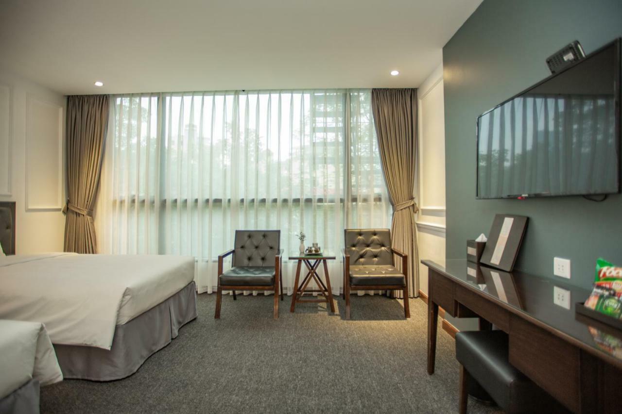 Adeline Hotel Hanoi Esterno foto