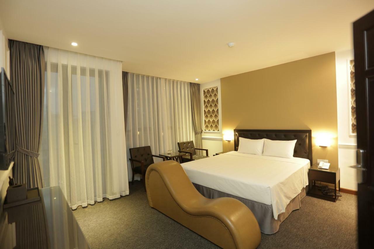 Adeline Hotel Hanoi Esterno foto